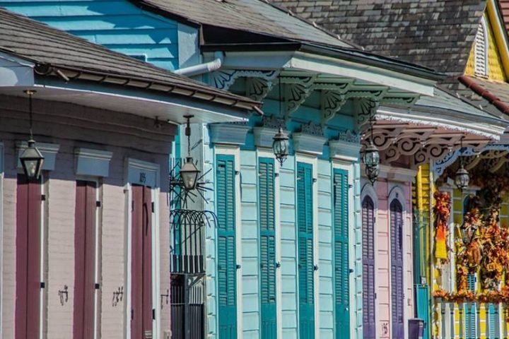 colorful buildings in the French Quarter