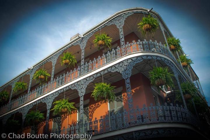 building in the French Quarter in New Orleans, LA